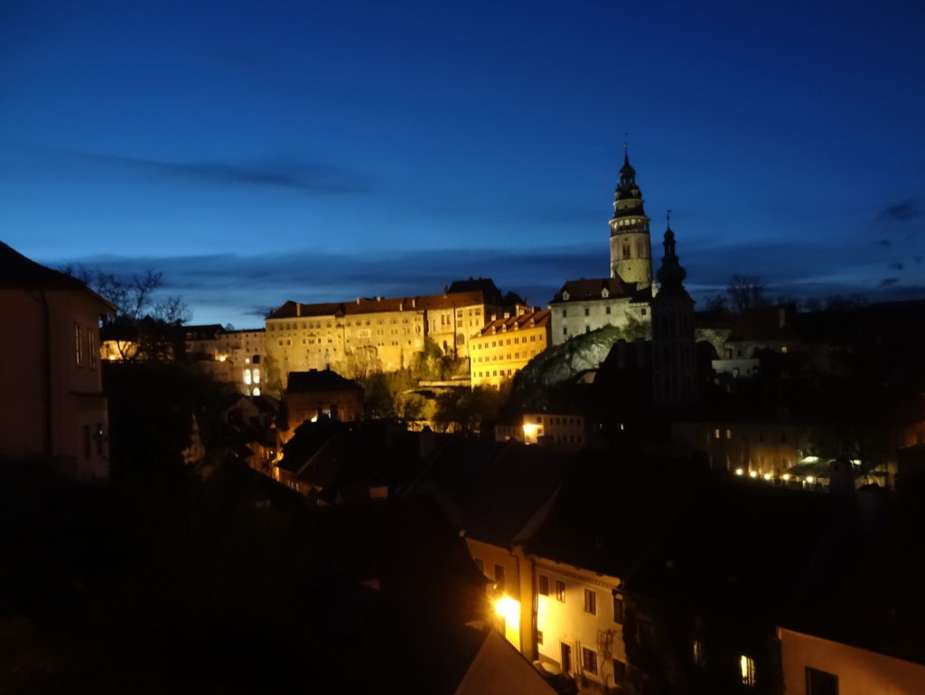 Český Krumlov by night