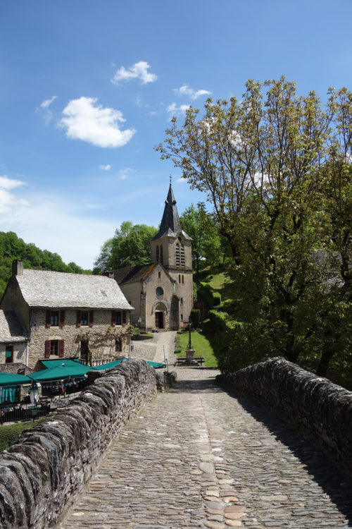 Belcastel, on the bridge