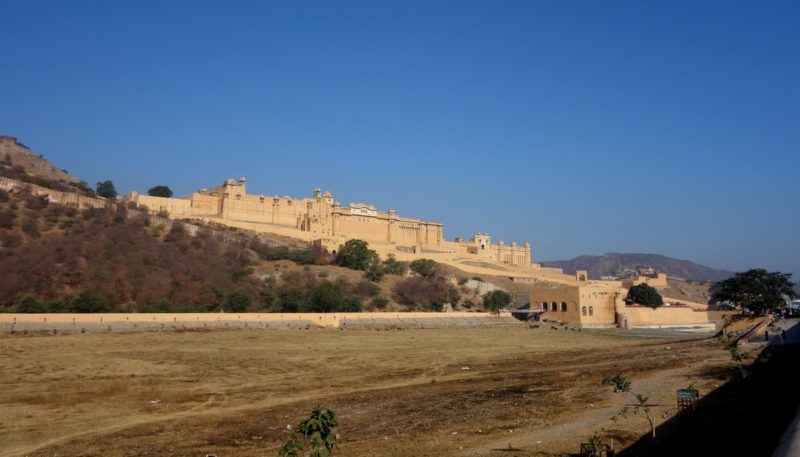 Arriving to the Amber fort