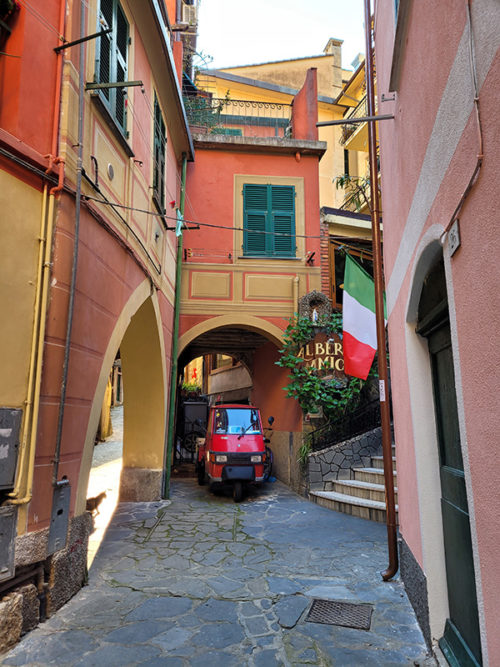 Car in Monterosso