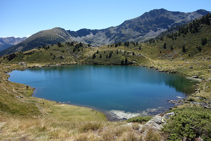 Estany Primer, Tristaina Lake Trail