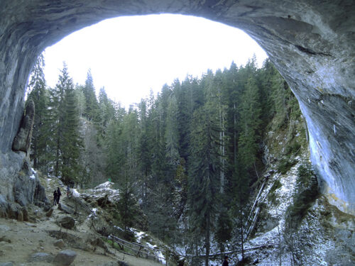 Wonderful Bridge hike