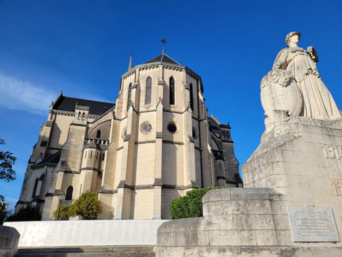 Church in Pau