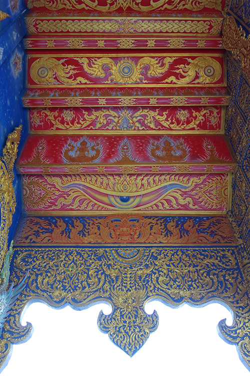 Entrance to Wat Rong Sua Ten