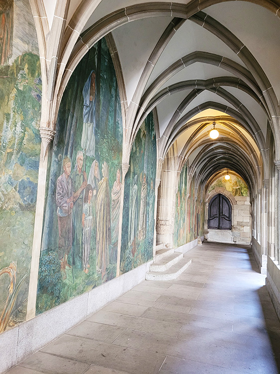 Walking tour in Zurich