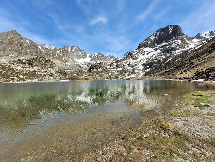 Beautiful Lake Les Abelletes