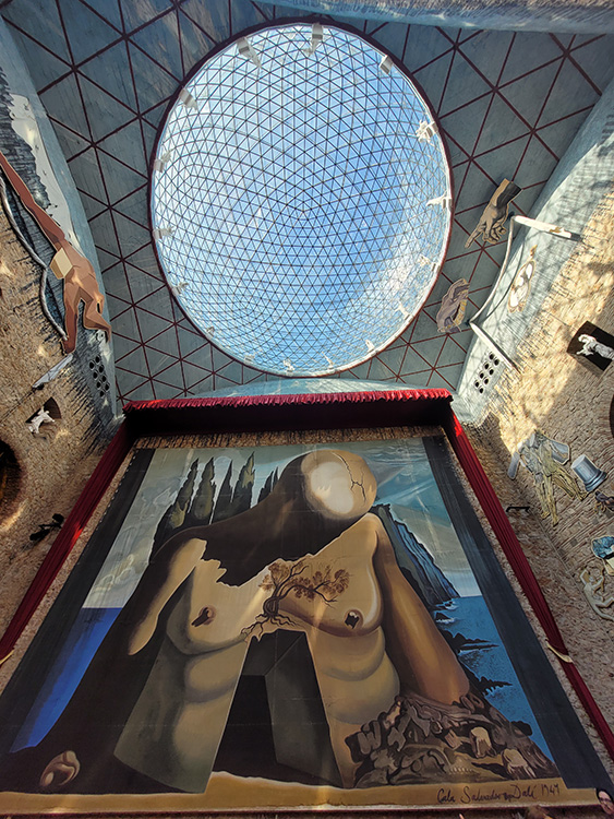 Dali's stage in Figueres
