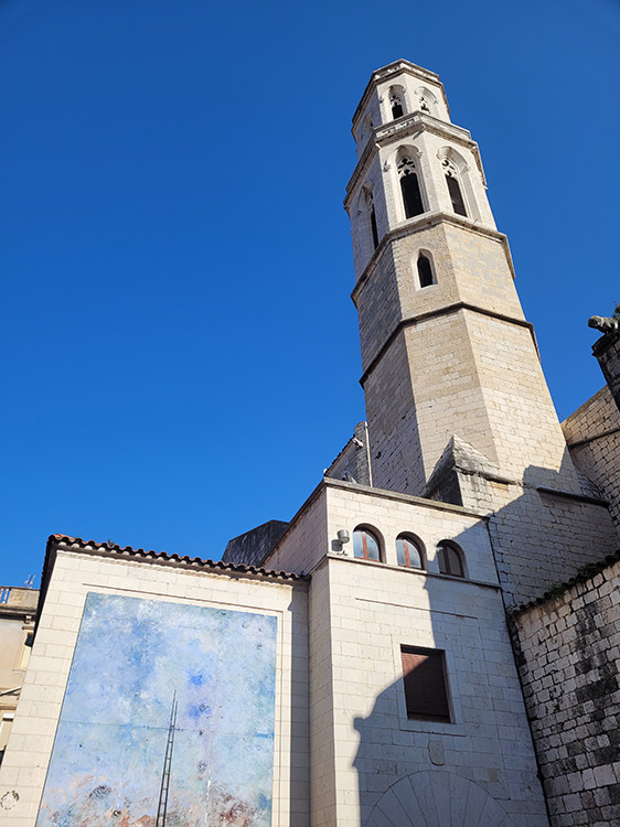 Figueres church