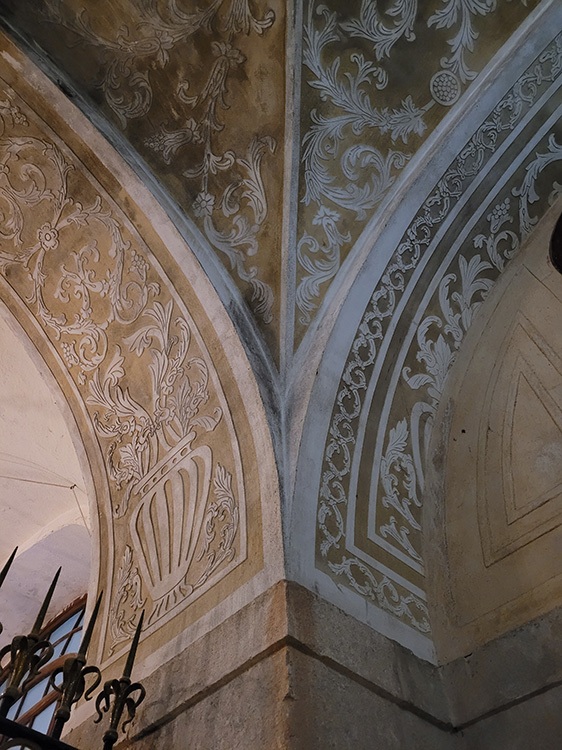 Underground monument