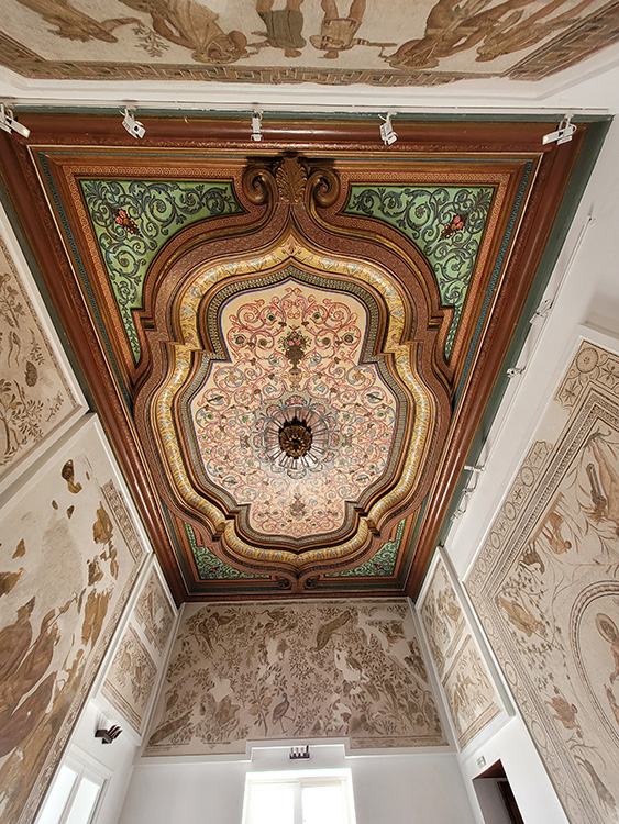 Beautiful ceiling